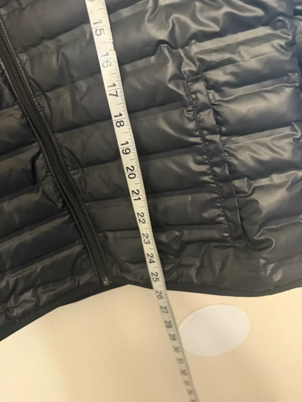 Columbia black hooded puffer packable jacket coat down fill youth XL 18/20